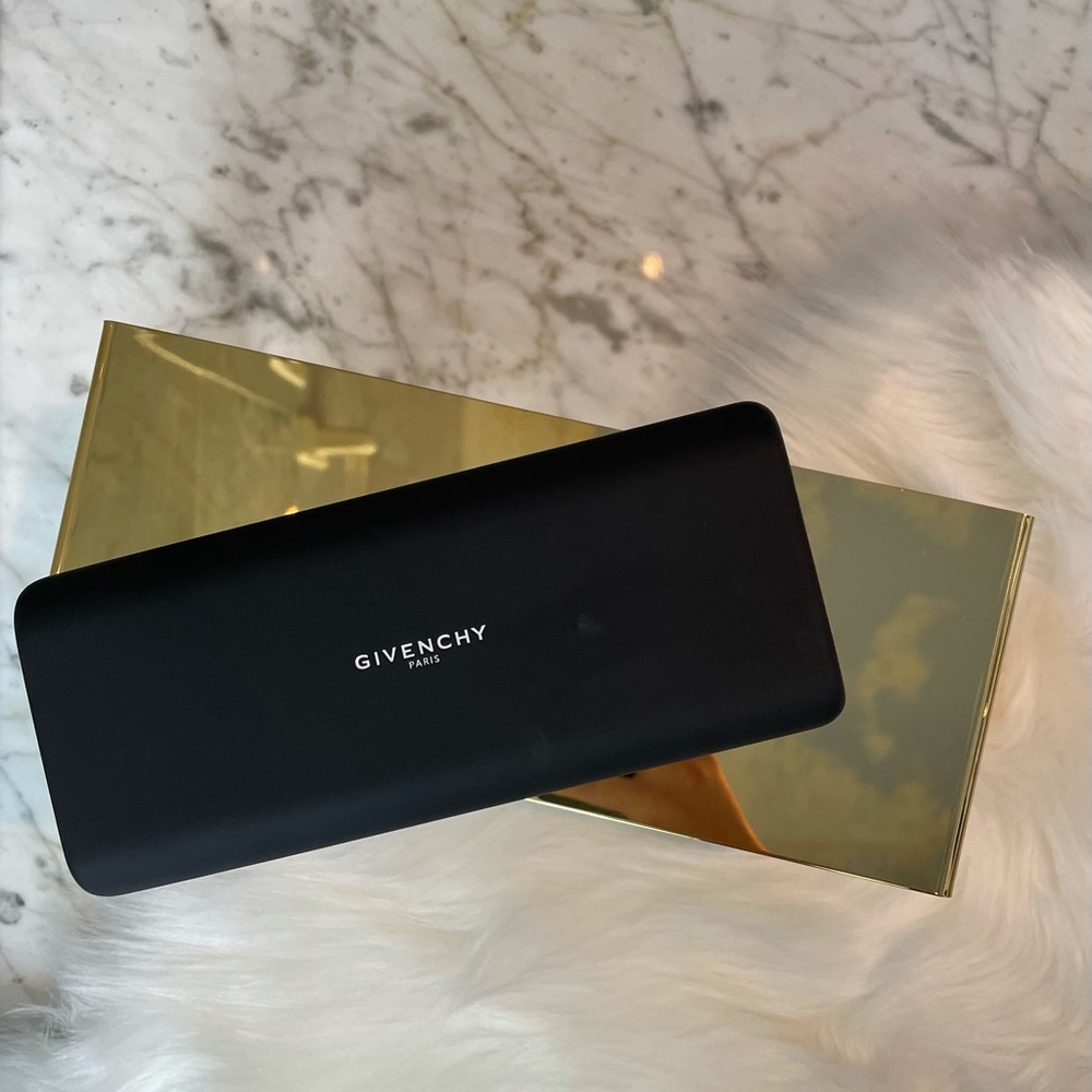 💥Givenchy Sunglasses Empty Black Hard Case